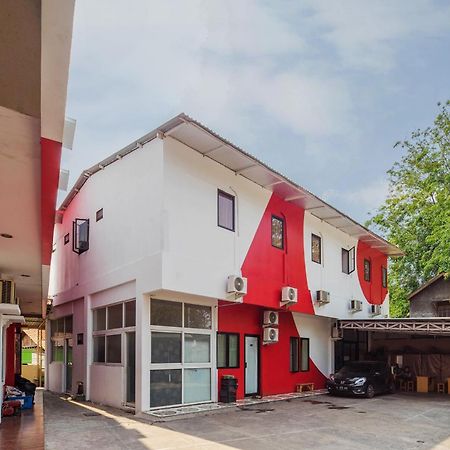 Super Oyo 866 Idola Residence Jakarta Eksteriør bilde